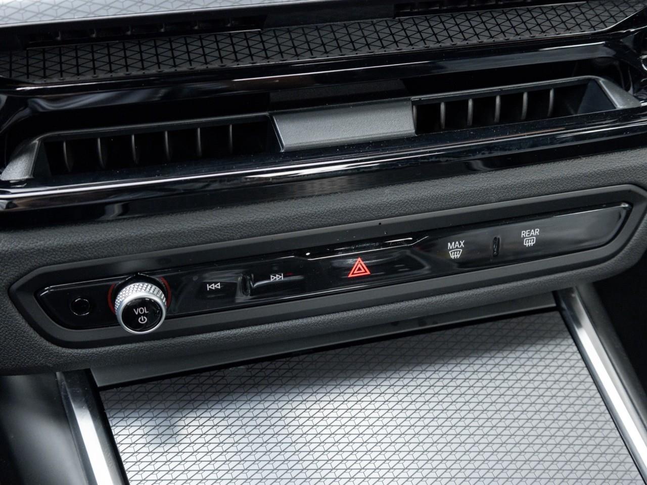 2026 BMW 3 Series  Photo