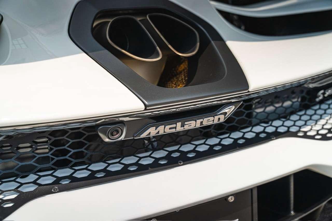 2019 McLaren SENNA  Photo