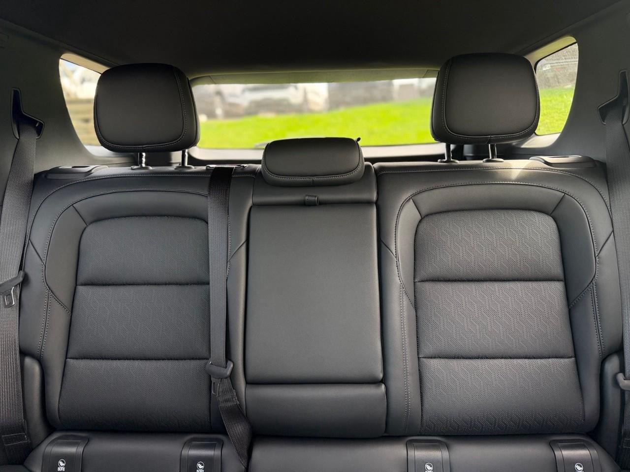 2027 Chevrolet Equinox LT 4dr All-Wheel Drive Photo