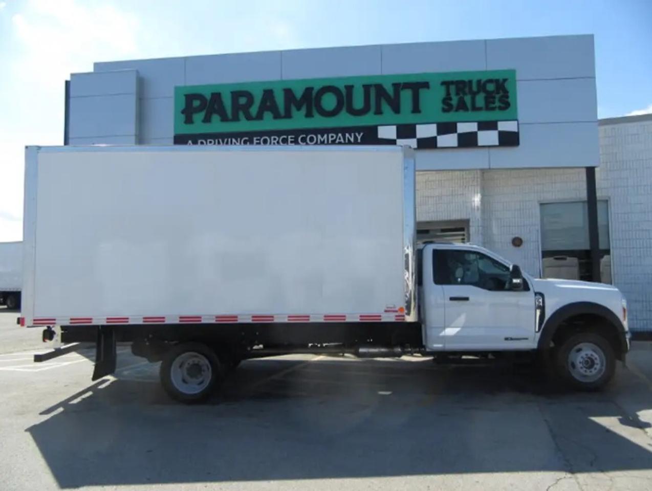 2026 Ford F-550 DIESEL 4X4 REG CAB 16FT ALUMINUM BOX & RAMP Photo1