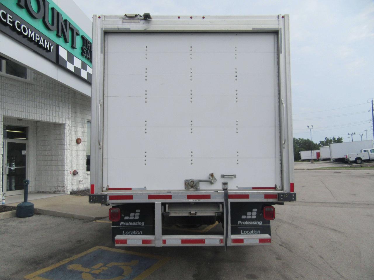 2023 Ford F-550 DIESEL REG CAB 16FT ALUMINUM HIGH BOX & RAMP Photo