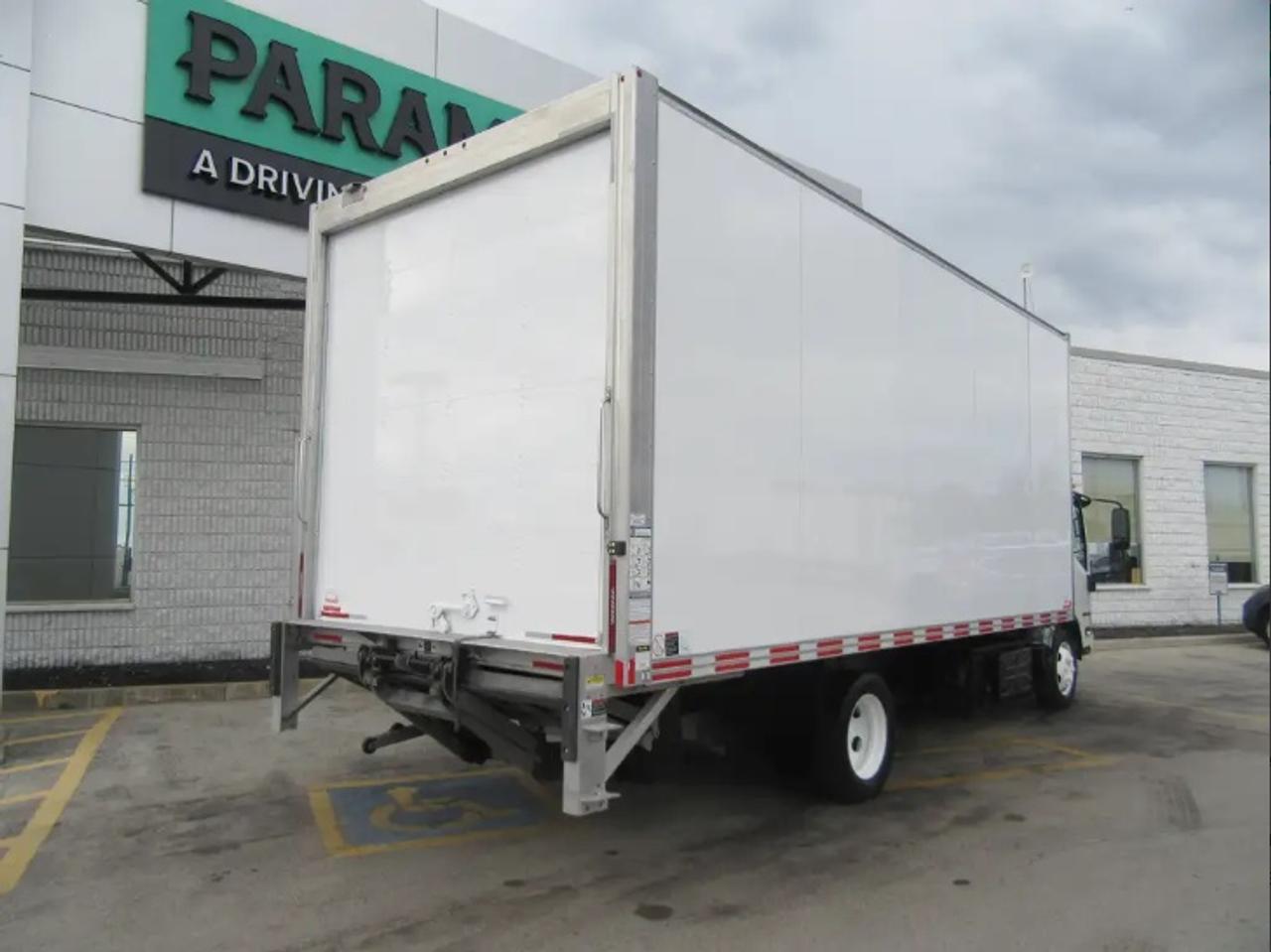 2023 Isuzu NRR DIESEL 20FT HIGH & WIDE BOX POWER LIFTGATE Photo5