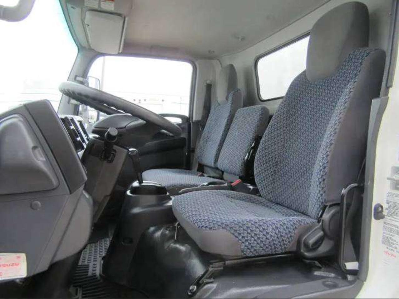 2023 Isuzu NRR DIESEL 20FT HIGH & WIDE BOX POWER LIFTGATE Photo