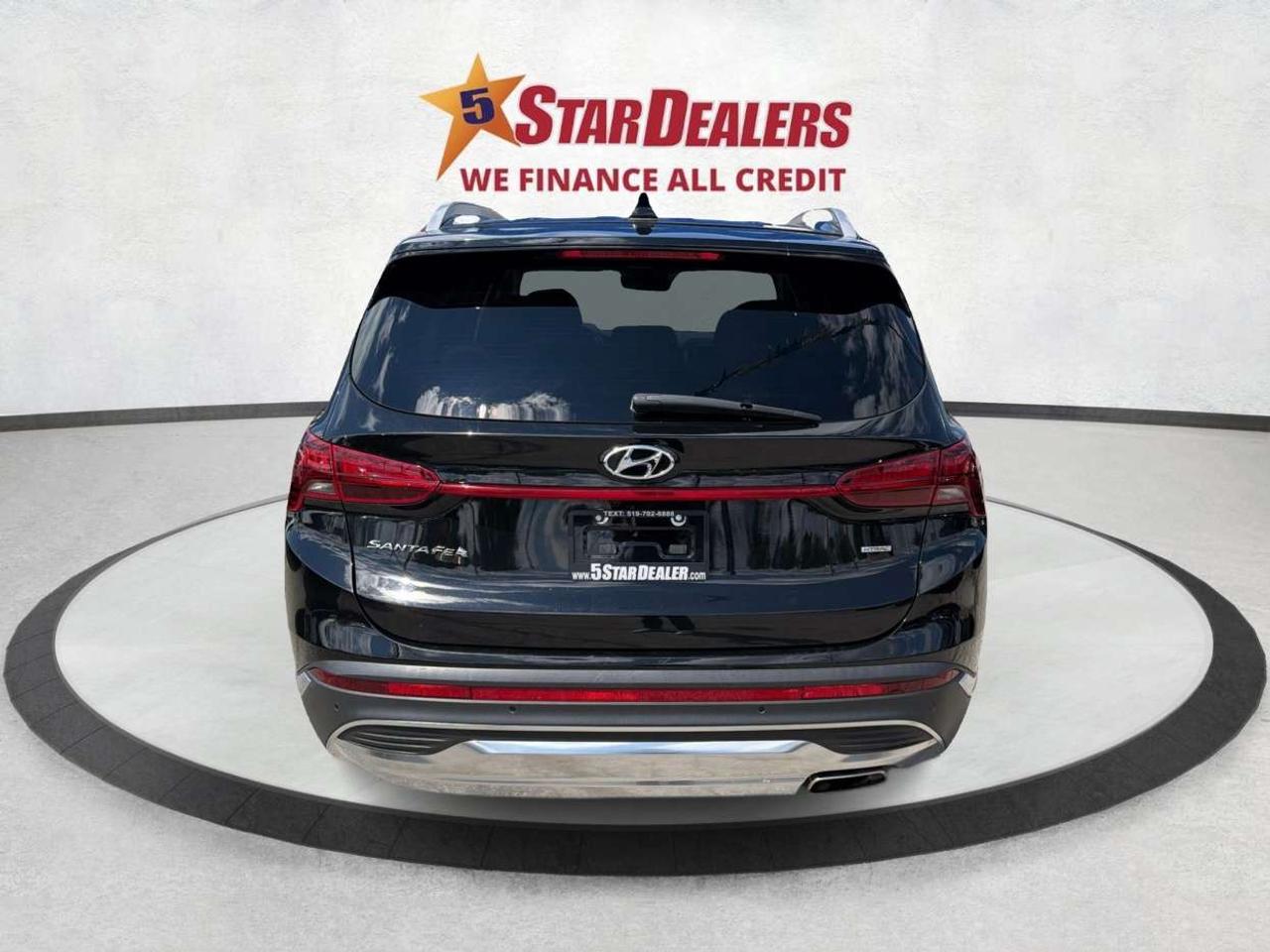 2023 Hyundai Santa Fe Preferred AWD SUNROOF WE FINANCE ALL CREDIT! Photo