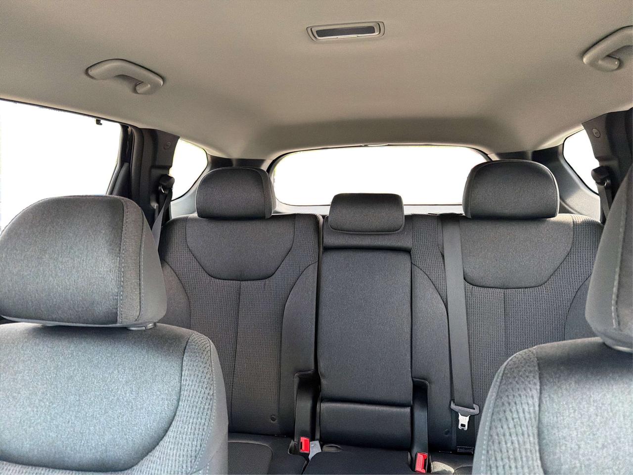 2023 Hyundai Santa Fe Preferred AWD SUNROOF WE FINANCE ALL CREDIT! Photo