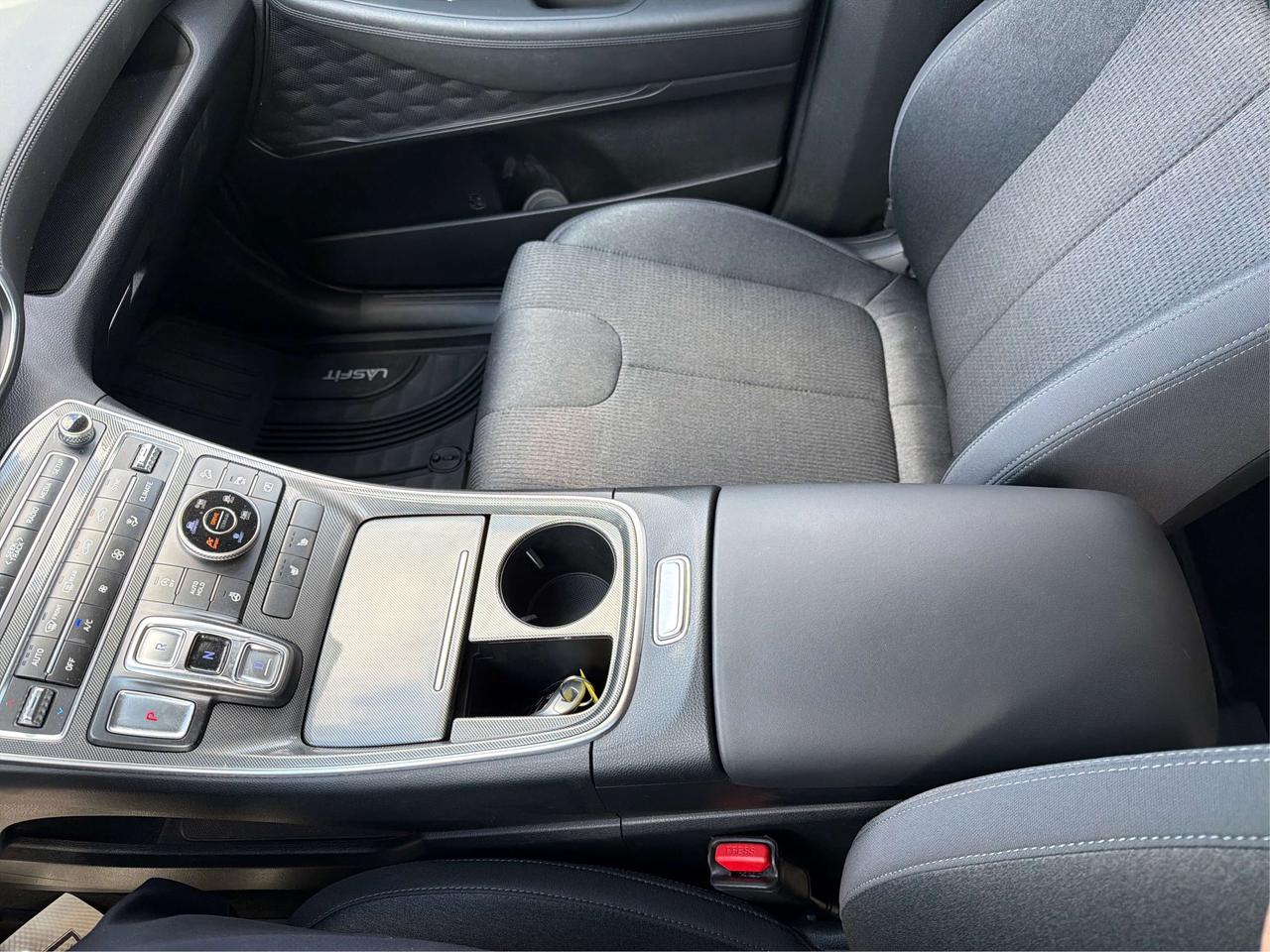 2023 Hyundai Santa Fe Preferred AWD SUNROOF WE FINANCE ALL CREDIT! Photo