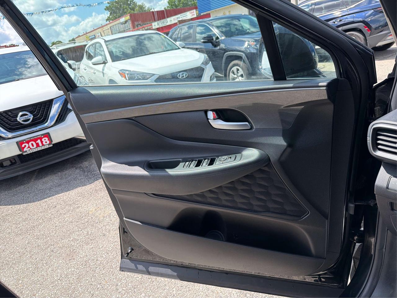 2023 Hyundai Santa Fe Preferred AWD SUNROOF WE FINANCE ALL CREDIT! Photo