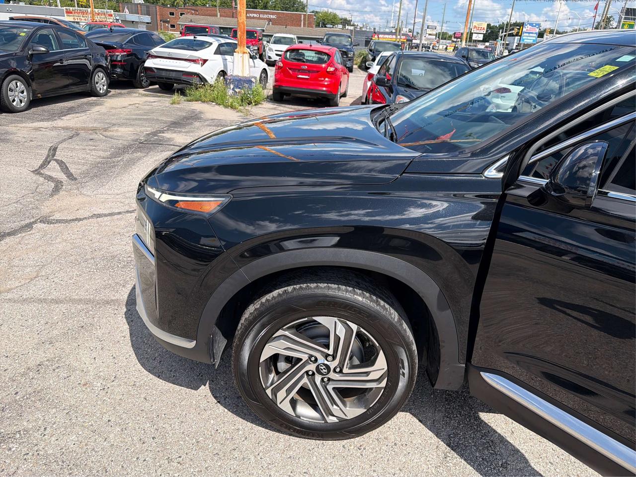 2023 Hyundai Santa Fe Preferred AWD SUNROOF WE FINANCE ALL CREDIT! Photo