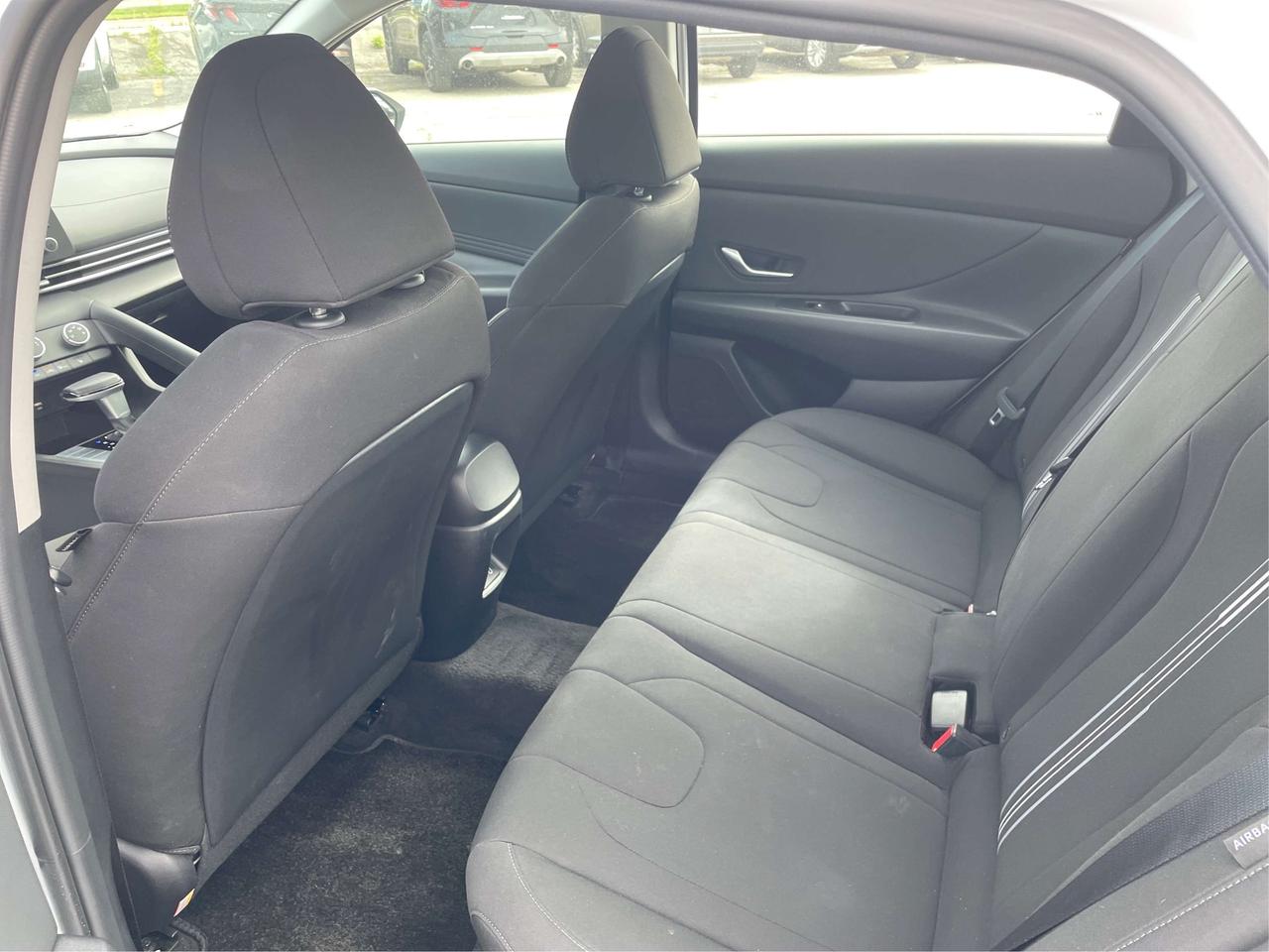 2024 Hyundai Elantra Preferred LOW KM MUST SEE WE FINANCE ALL! Photo