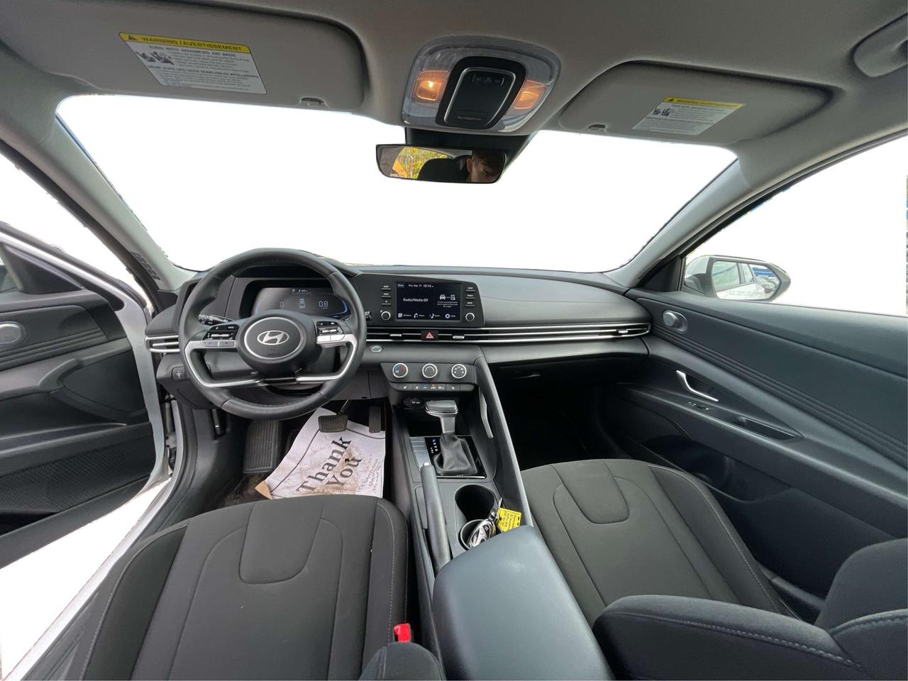 2024 Hyundai Elantra Preferred LOW KM MUST SEE WE FINANCE ALL! Photo