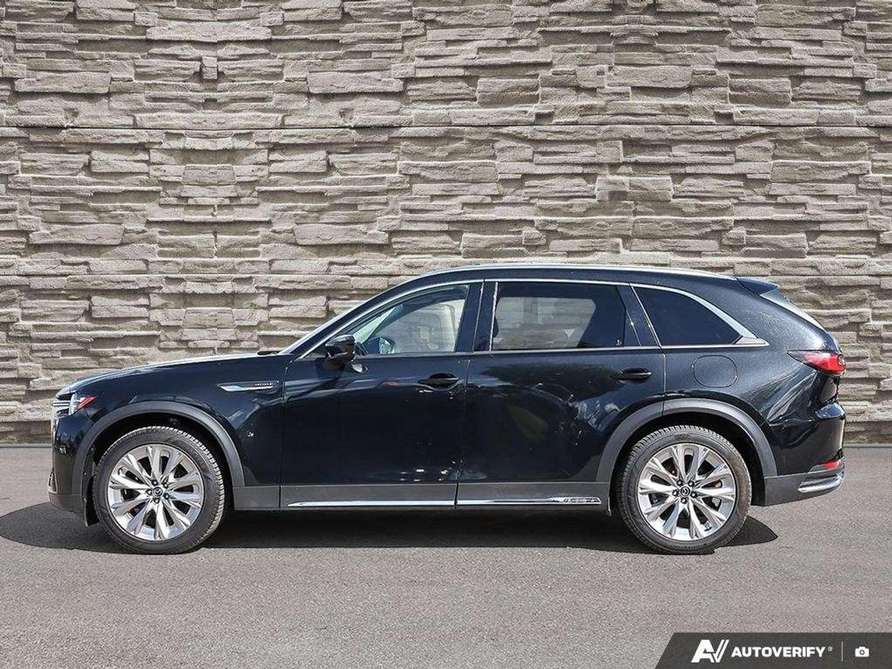2025 Mazda CX-90 MHEV Excellent Condition   Low Interest Rates Photo