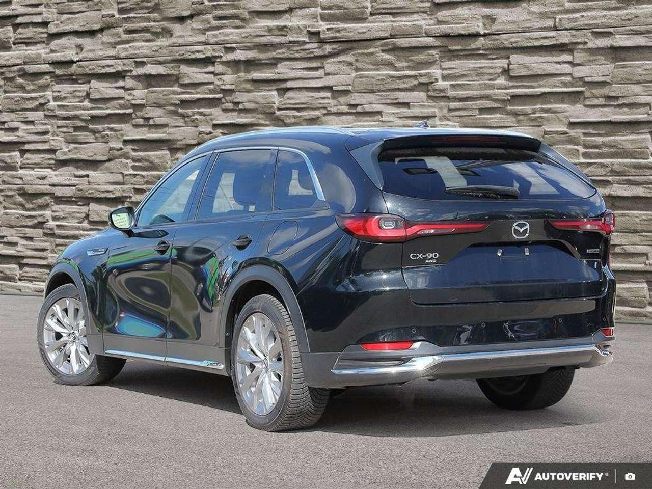 2025 Mazda CX-90 MHEV Excellent Condition   Low Interest Rates Photo