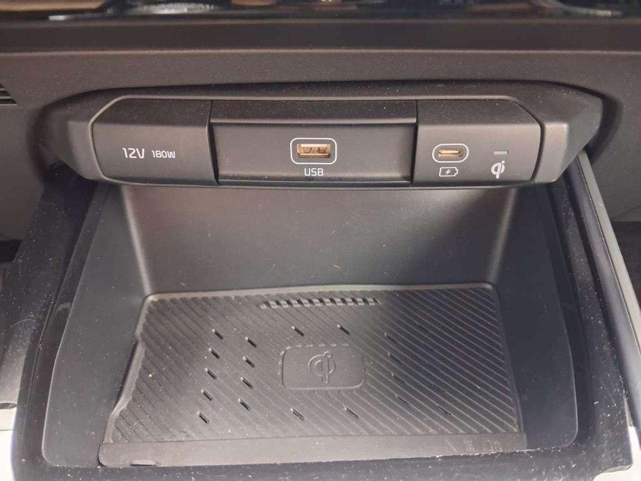 2023 Kia NIRO Premium+ FWD Photo