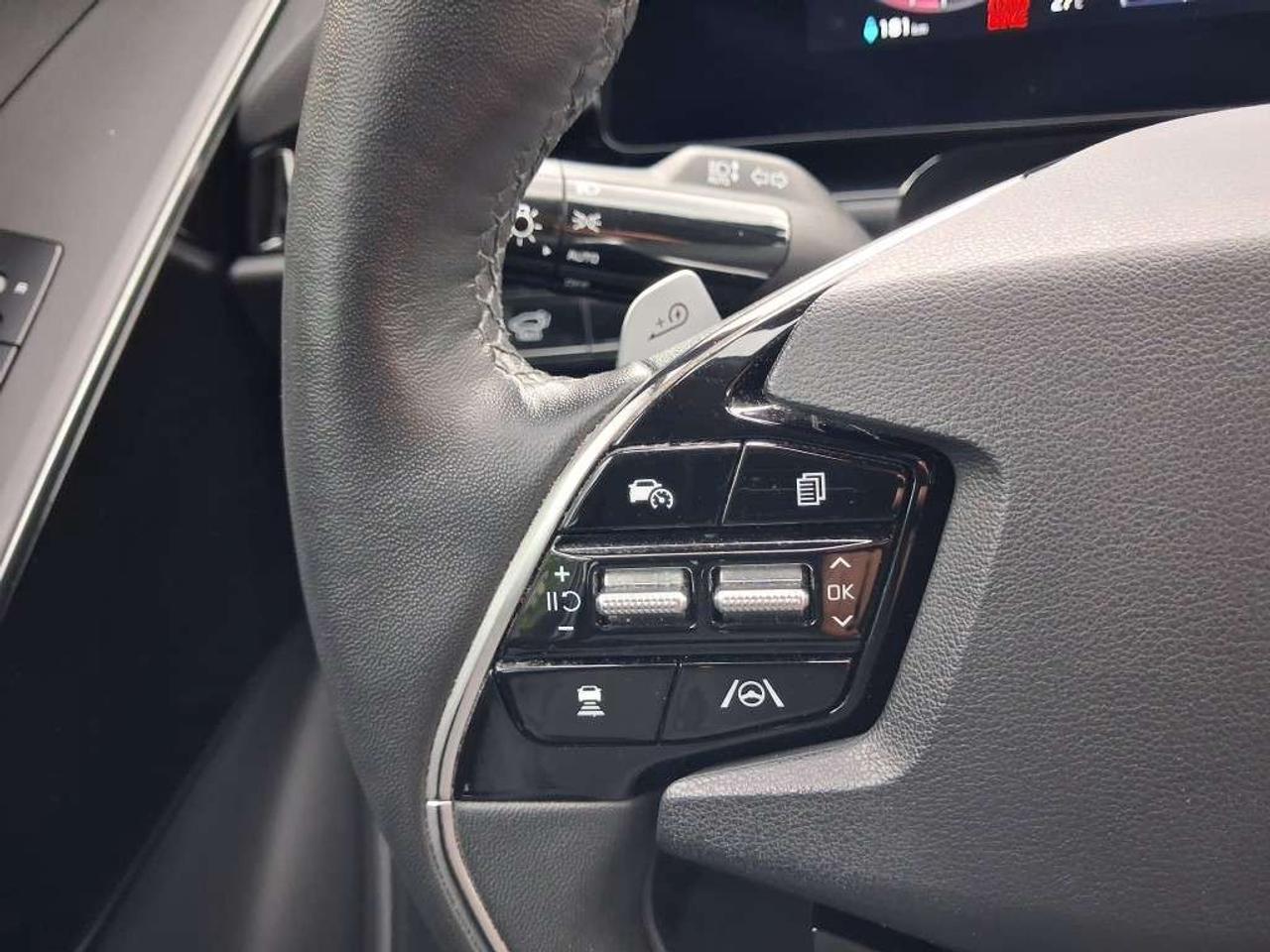 2023 Kia NIRO Premium+ FWD Photo