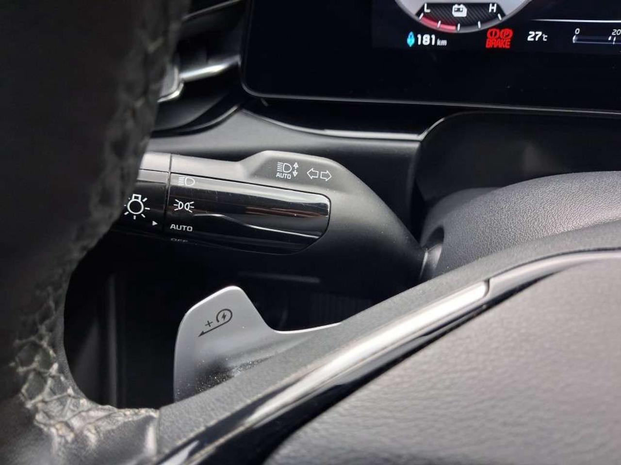 2023 Kia NIRO Premium+ FWD Photo