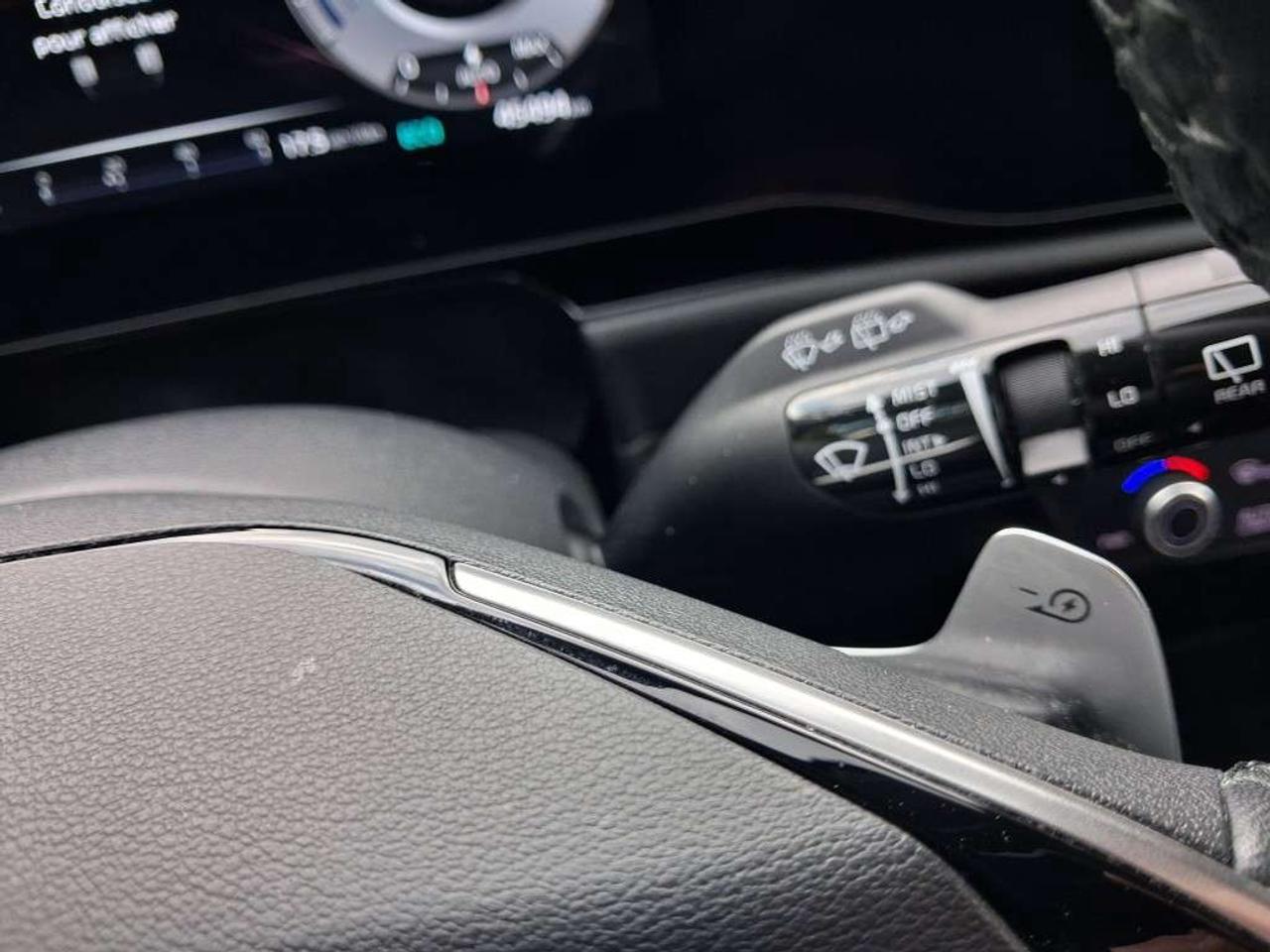 2023 Kia NIRO Premium+ FWD Photo
