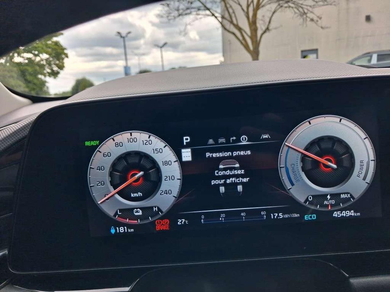 2023 Kia NIRO Premium+ FWD Photo