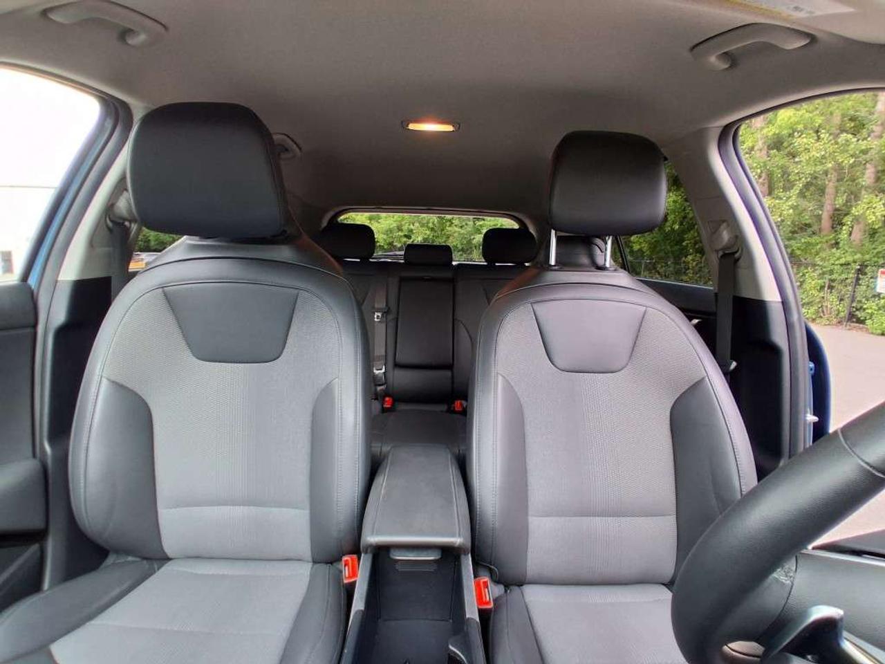 2023 Kia NIRO Premium+ FWD Photo