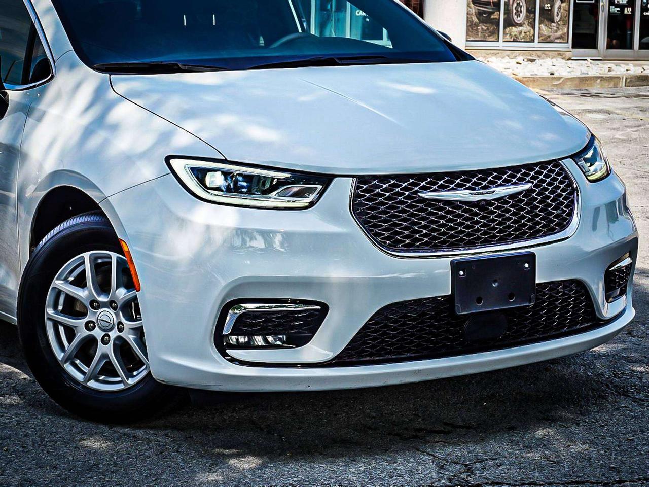 2025 Chrysler Pacifica  Photo