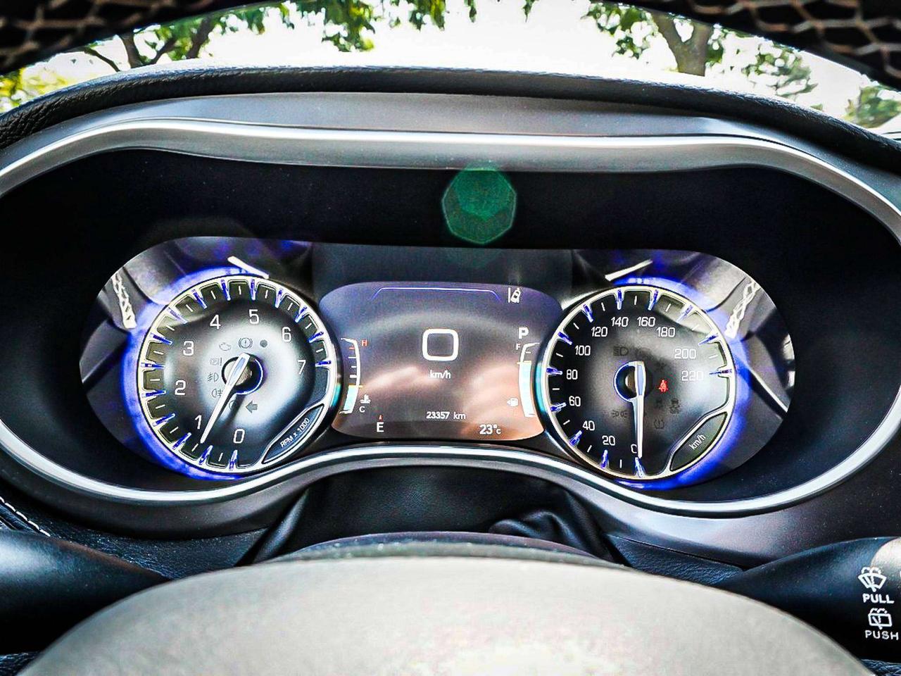 2025 Chrysler Pacifica  Photo