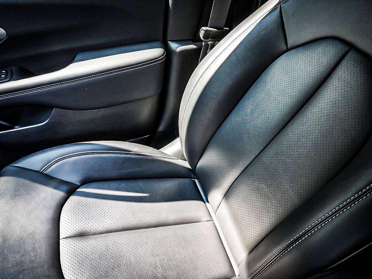 2025 Chrysler Pacifica  Photo