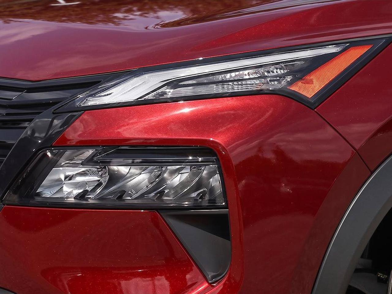 2026 Nissan Rogue SV Dark Armor Photo
