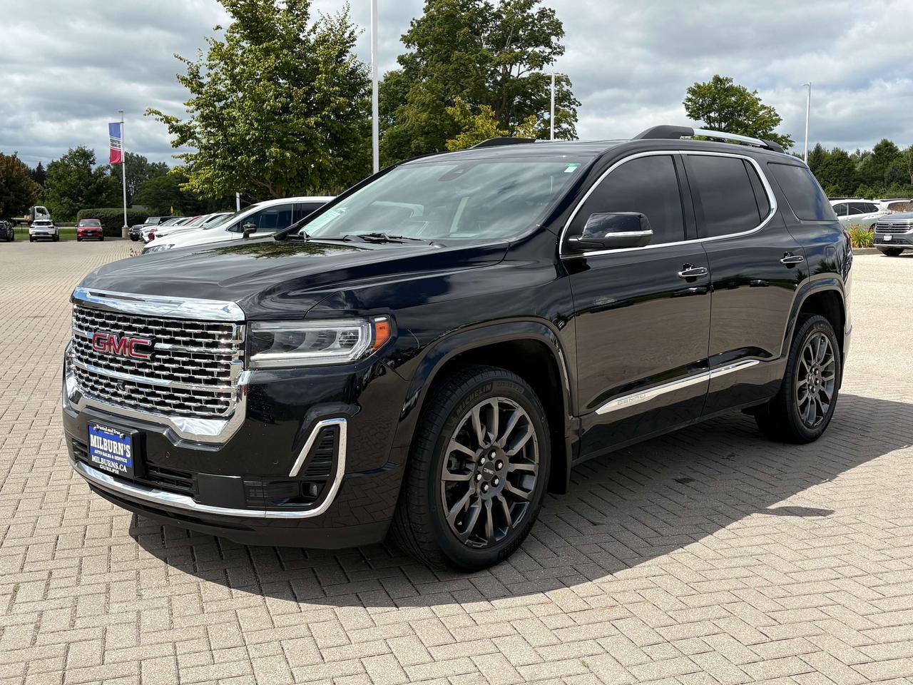 2023 GMC Acadia Denali AWD   Nav.   Sunroof   Heated/Cooled Seats Photo5