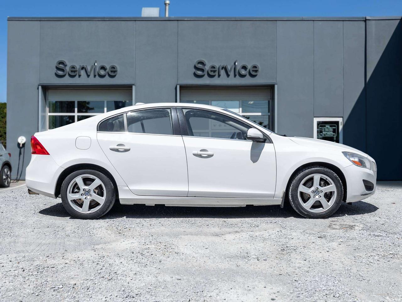 2012 Volvo S60 T5  TRADE IN  AS TRADED  AS IS Photo