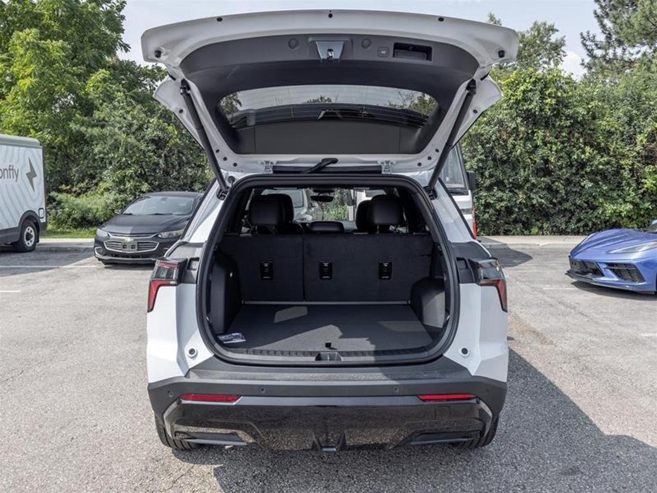 2027 Chevrolet Equinox RS 4dr All-Wheel Drive Photo