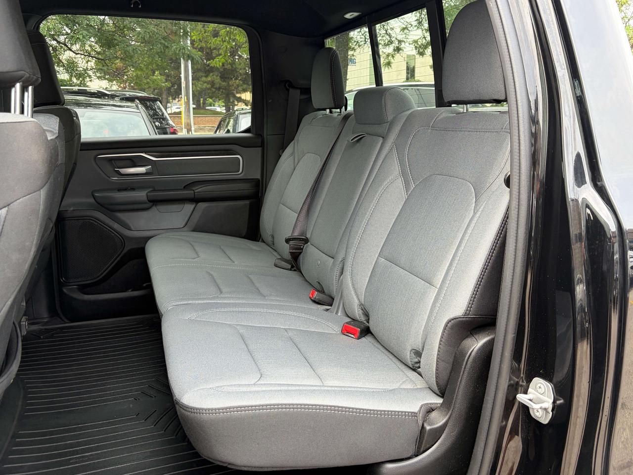 2022 RAM 1500 BIG HORN LEVEL 2 EQUIPMENT, HEMI, NAVI, 20" Photo