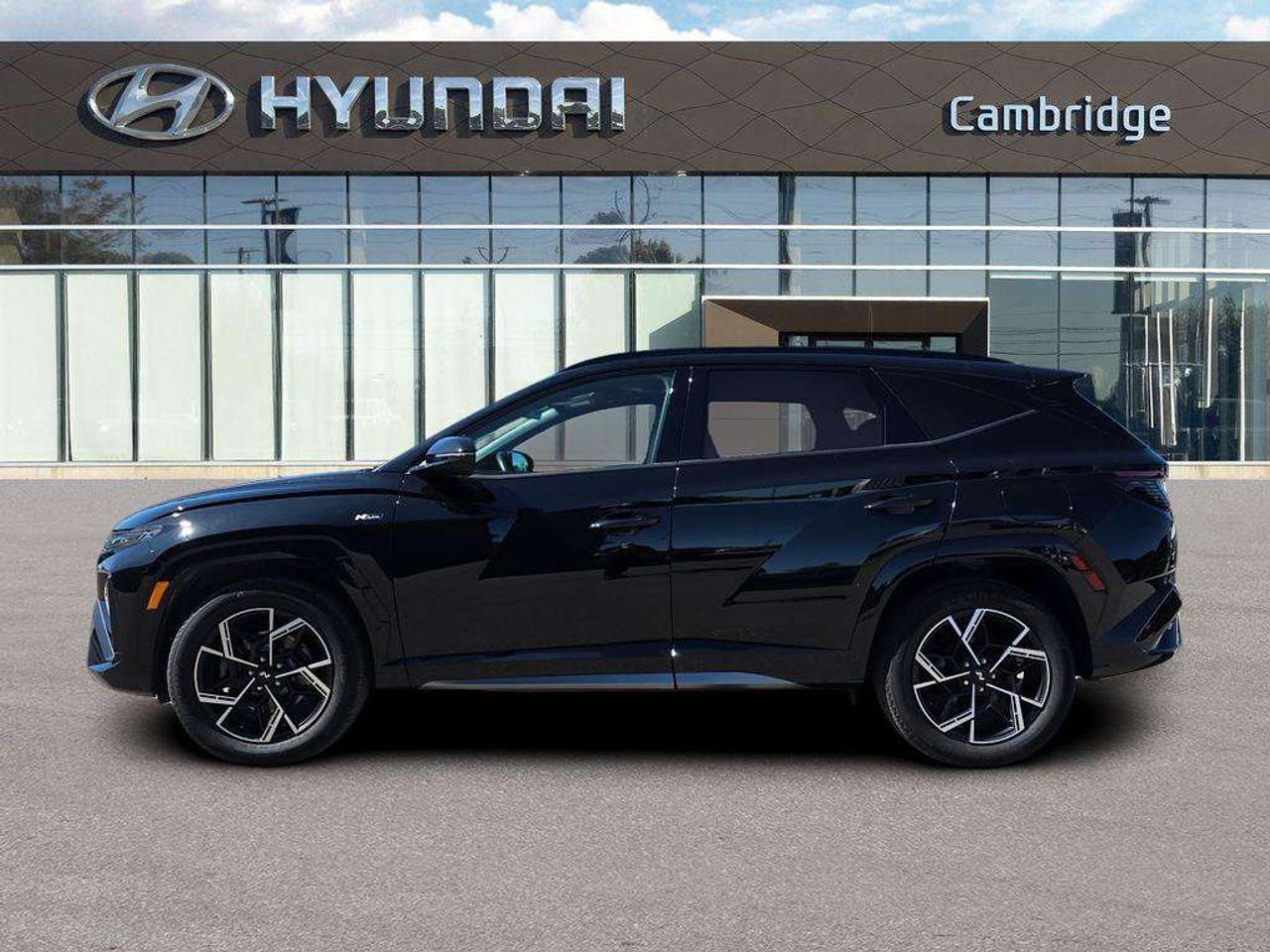 2025 Hyundai Tucson N-Line   NO ACCIDENTS BOSE SUEDE 6.7L/100KM Photo