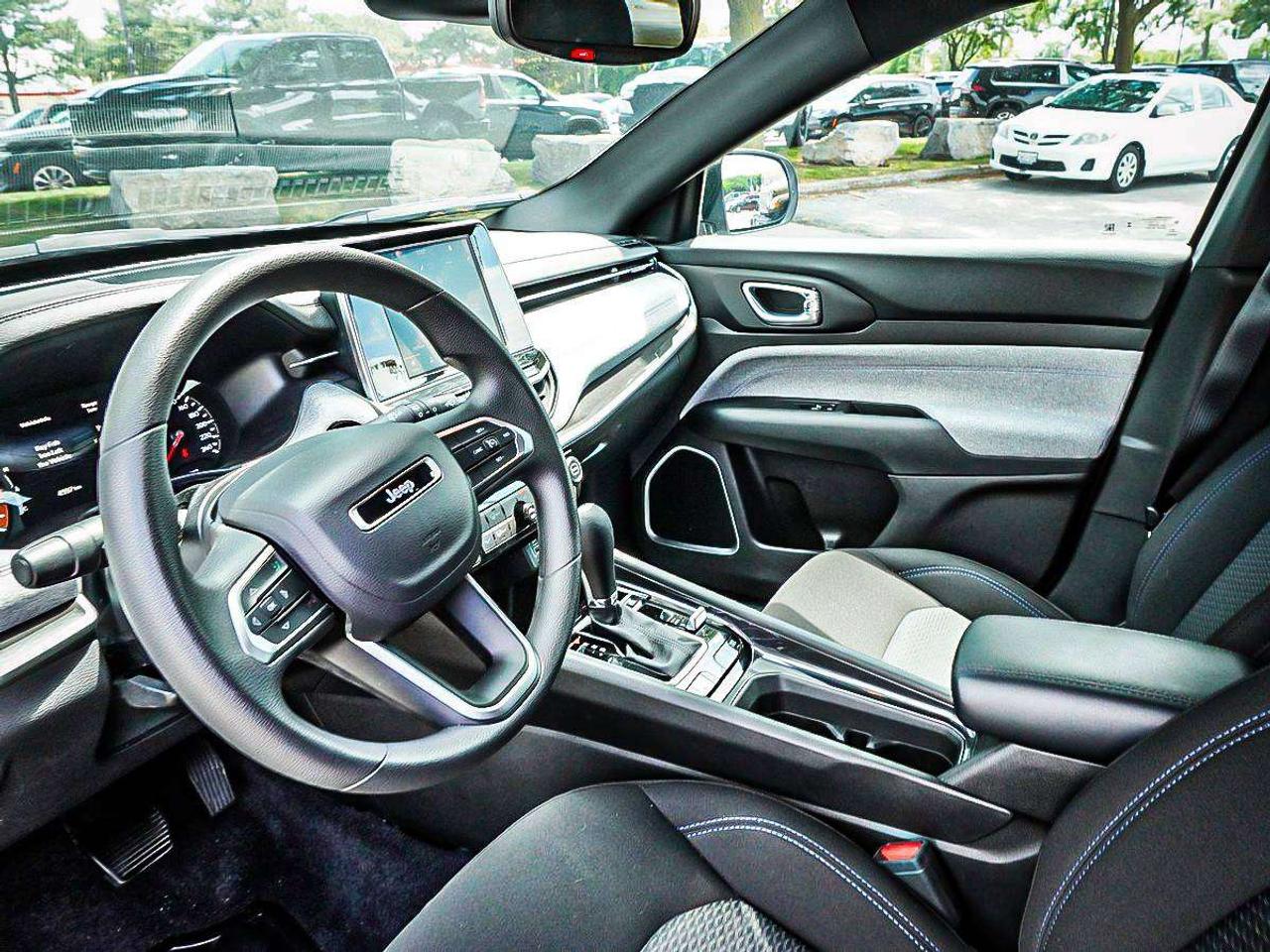 2025 Jeep Compass  Photo