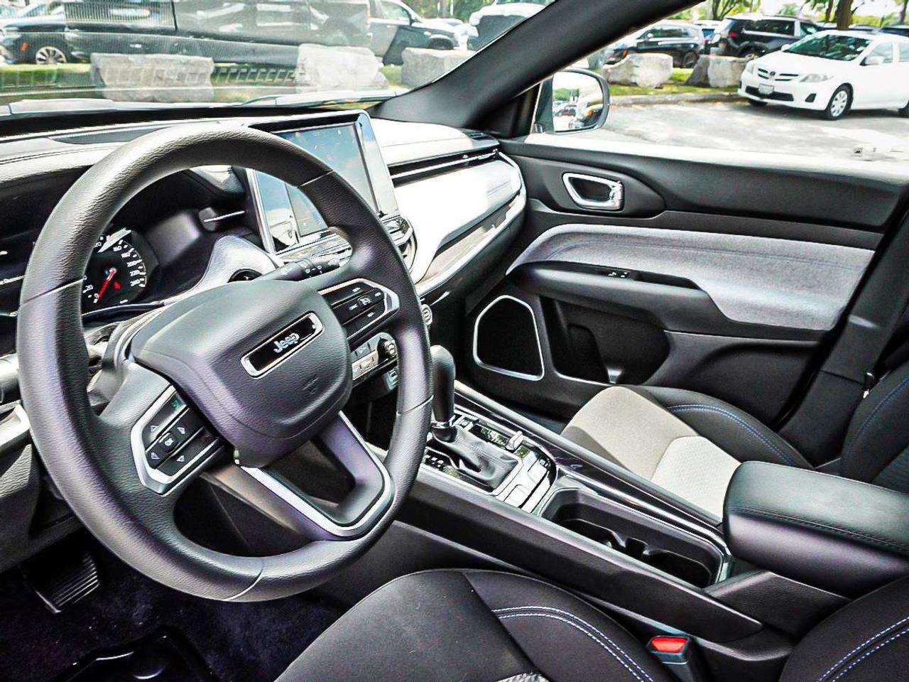 2025 Jeep Compass  Photo