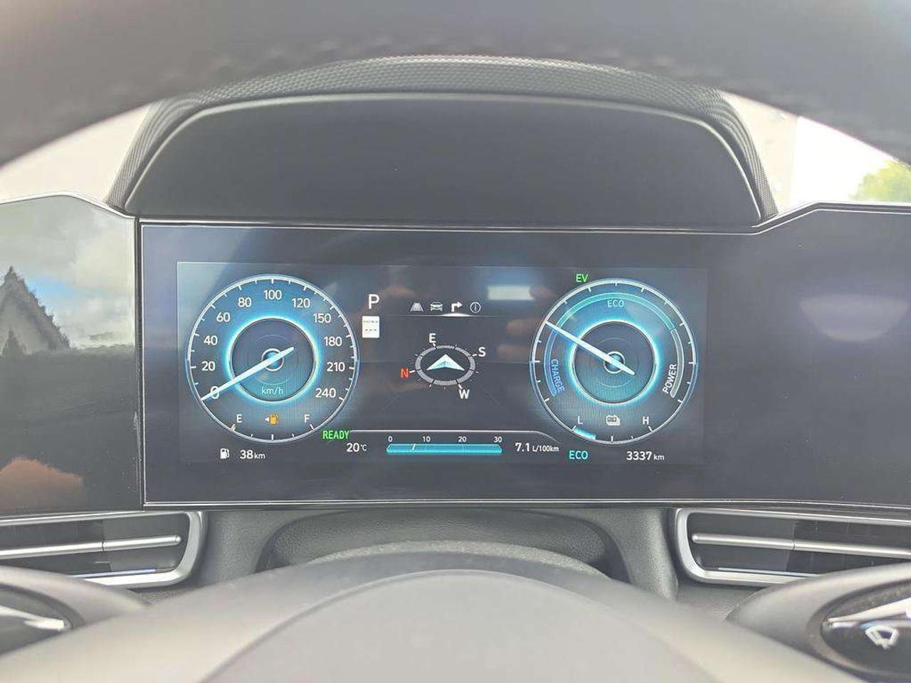 2025 Hyundai Elantra Luxury   NO ACCIDENTS LEATHER BOSE 4.5L/100KM Photo