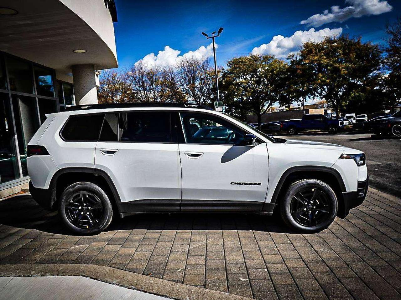 2026 Jeep Cherokee  Photo