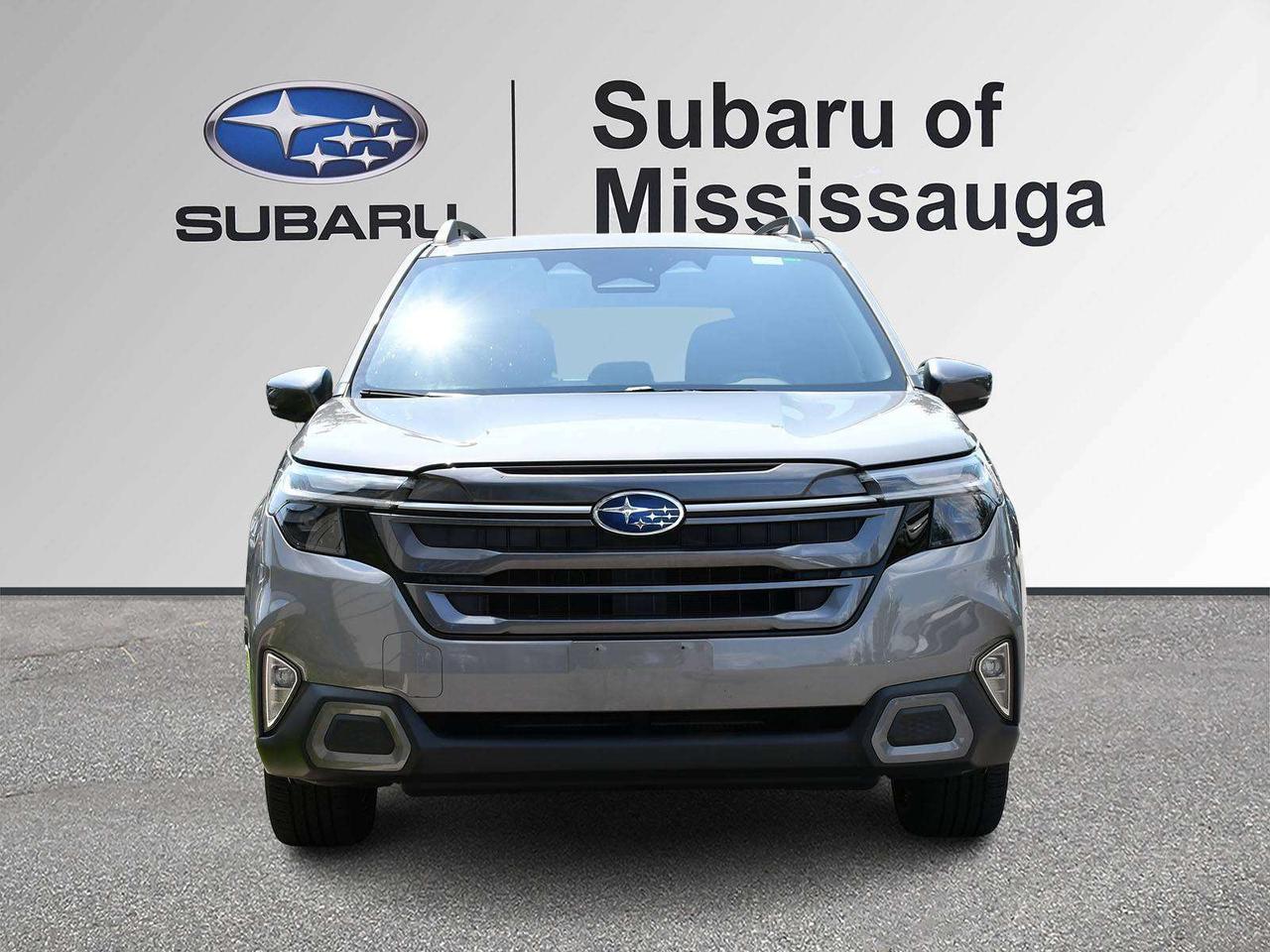 2025 Subaru Forester LIMITED   1OWNER   NAV   CRUISE   SUNROOF  CARPLAY Photo