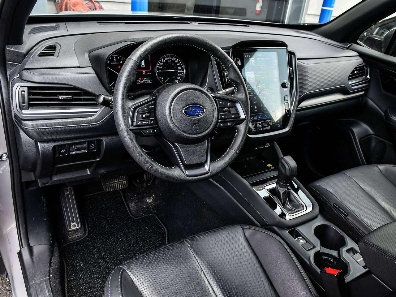 2025 Subaru Forester LIMITED   1OWNER   NAV   CRUISE   SUNROOF  CARPLAY Photo