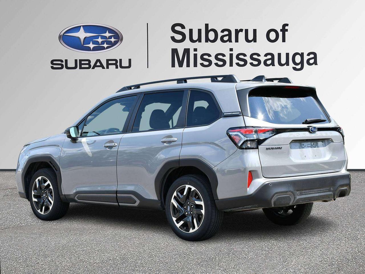 2025 Subaru Forester LIMITED   1OWNER   NAV   CRUISE   SUNROOF  CARPLAY Photo