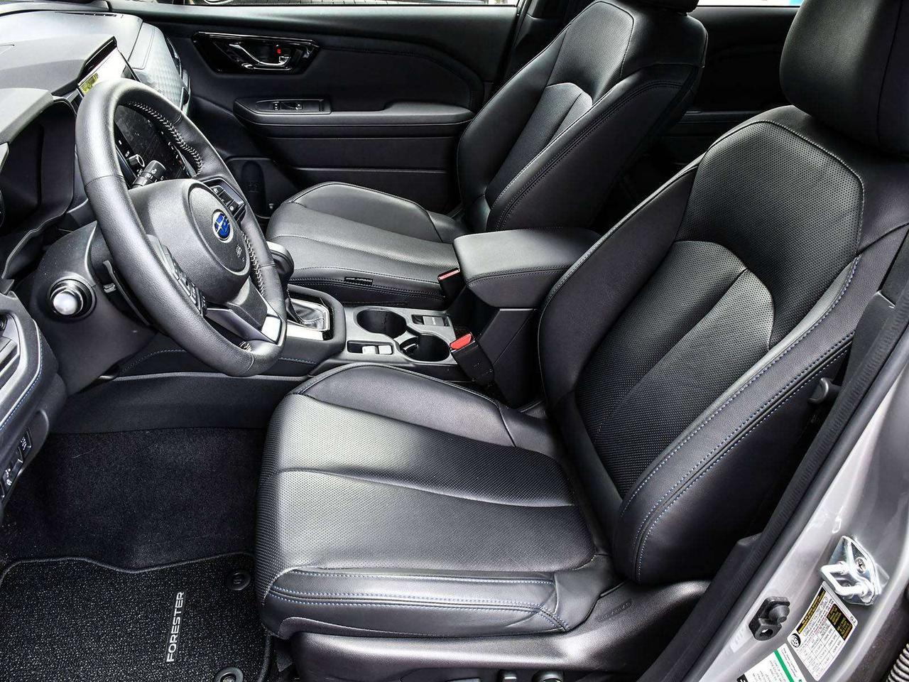 2025 Subaru Forester LIMITED   1OWNER   NAV   CRUISE   SUNROOF  CARPLAY Photo