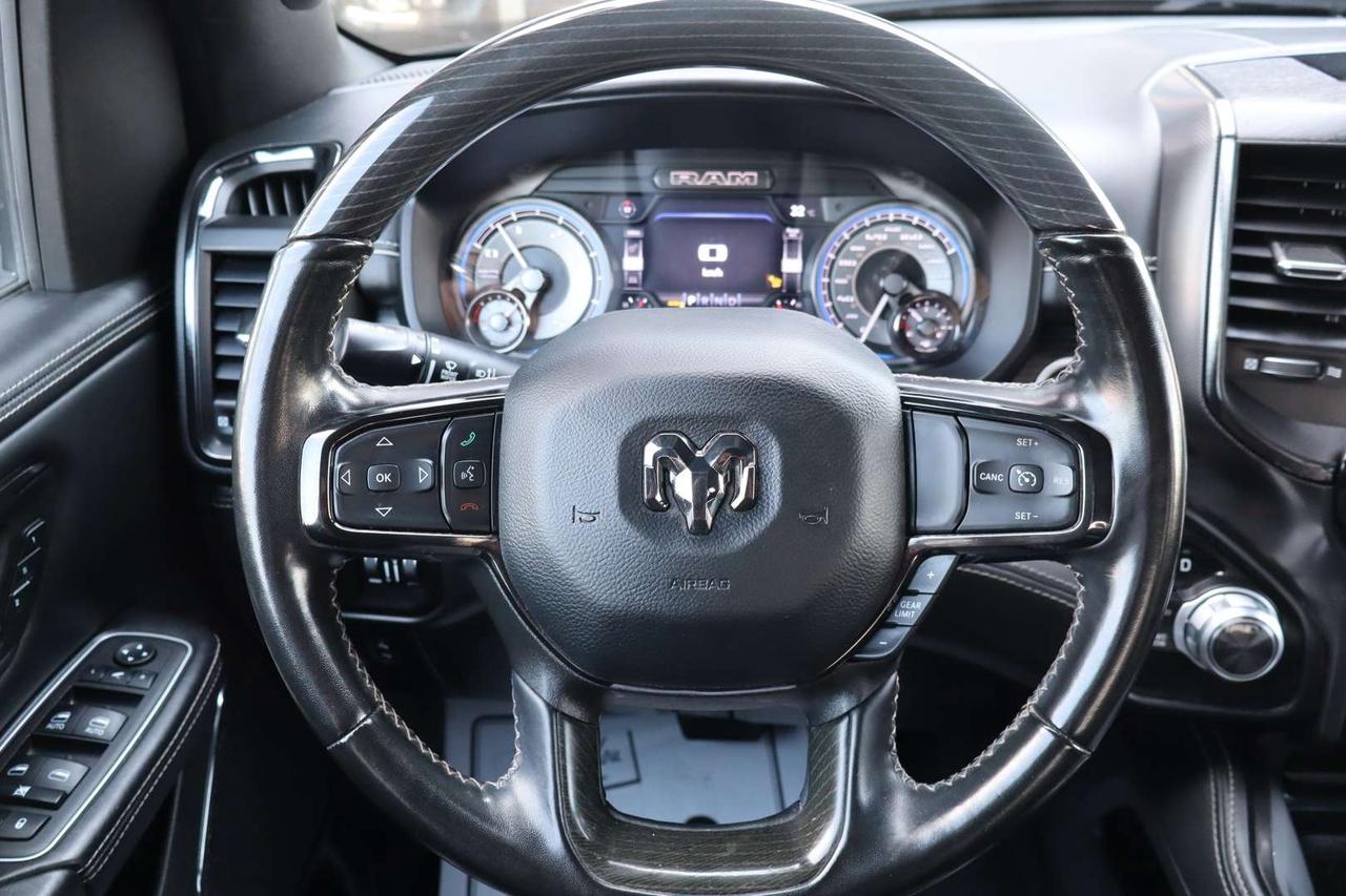 2022 RAM 1500 Limited Crew Cab 4WD   No Accident   Ecodiesel Photo