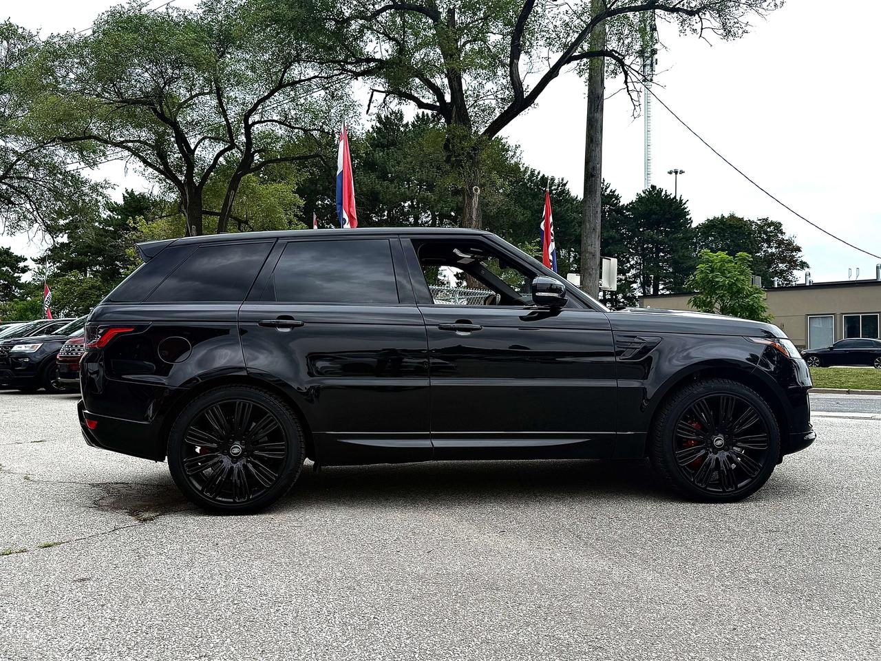 2021 Land Rover Range Rover Sport Dynamic l HSE l V8 Supercharged l 518HP l AWD l Photo