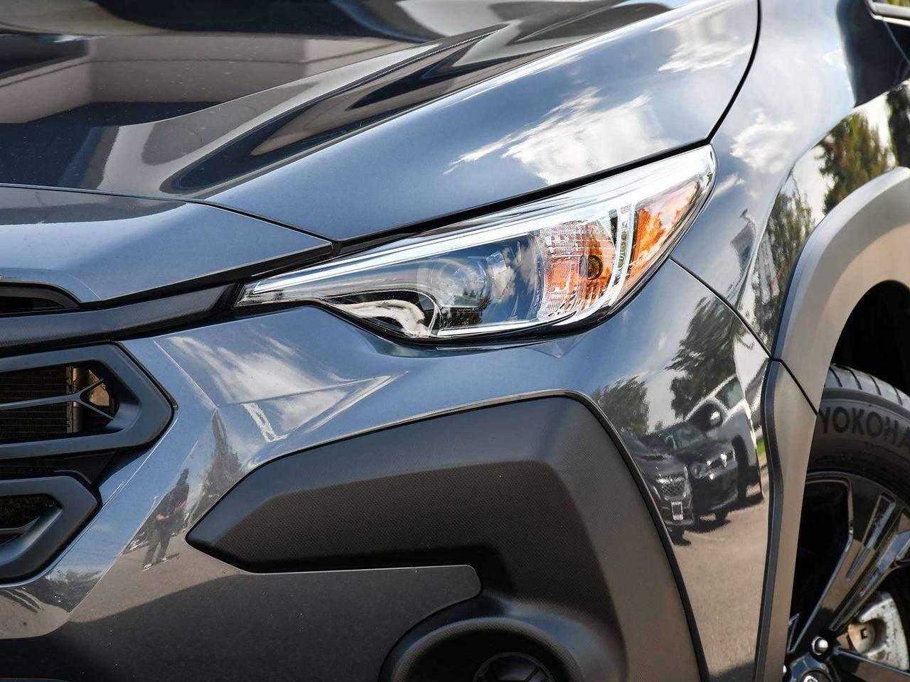 2025 Subaru Crosstrek AWD   1OWNER   CLEAN CARFAX   DEMO   CRUISE   CAM Photo4