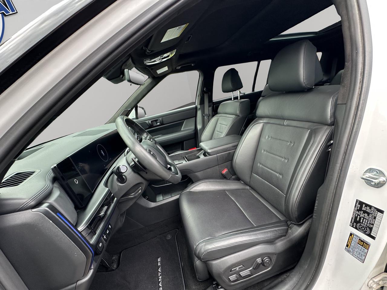 2024 Hyundai Santa Fe Ultimate Calligraphy | Reverse Cam | Heated Seats Photo
