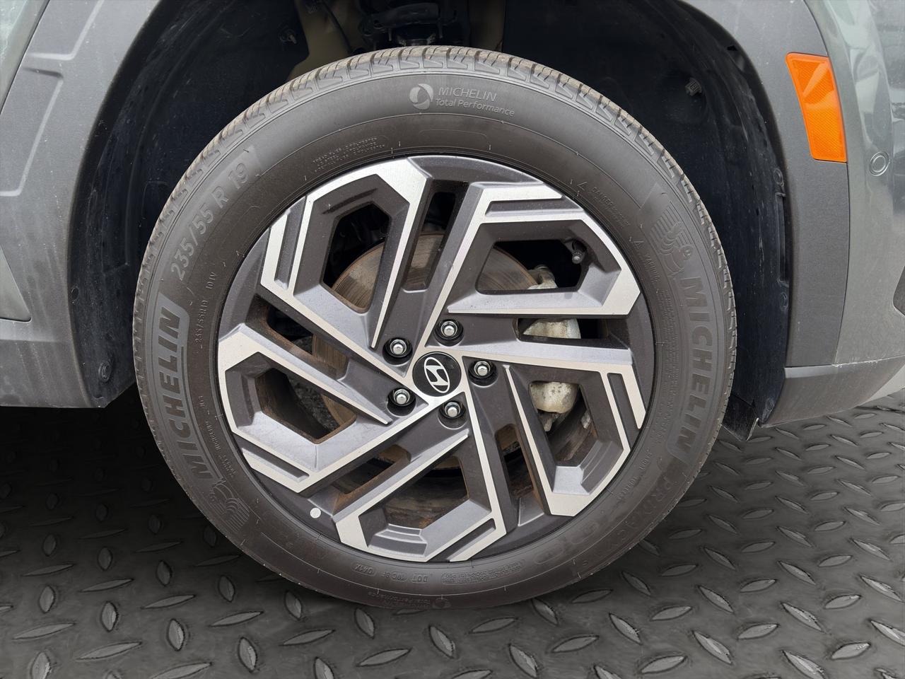 2026 Hyundai Tucson Hybrid Ultimate | Lane Departure Warning | Adaptive Cruise Control | Remote Engine Start | Pan Roof Photo