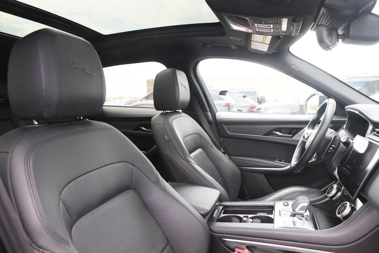 2023 Jaguar F-PACE S Photo
