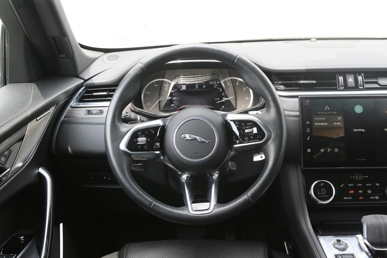 2023 Jaguar F-PACE S Photo
