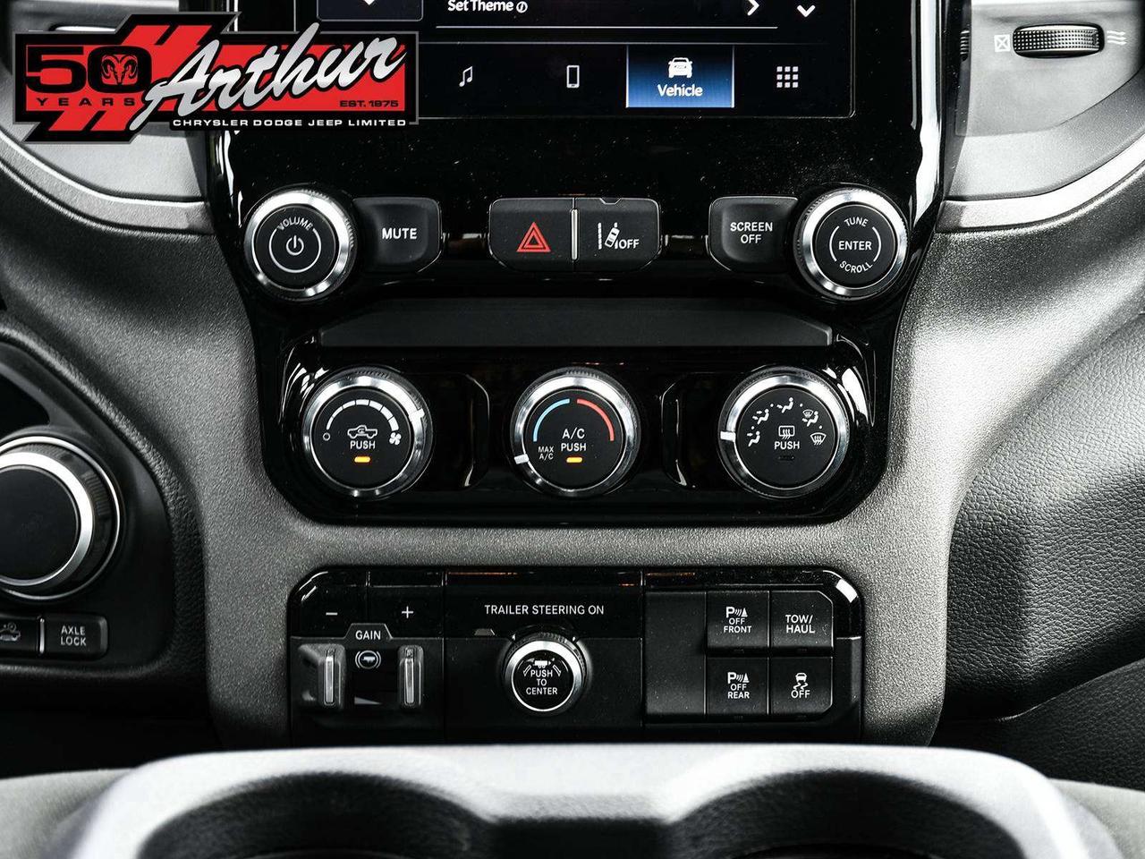 2025 RAM 1500 Warlock Crew Cab 4x4 Photo