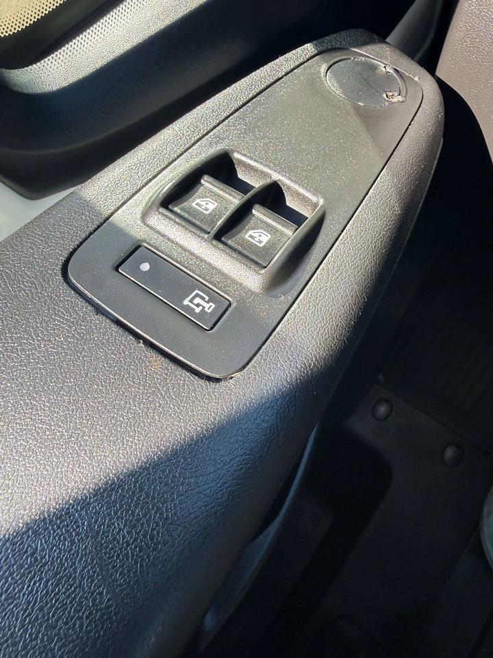 2023 RAM ProMaster 159 w/b, only 68,000 Kms. Photo