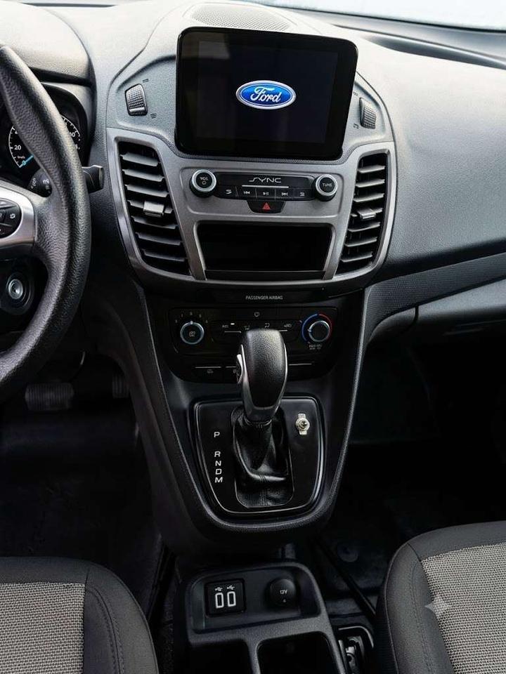 2021 Ford Transit Connect Upgraded Interior, work ready. Photo2