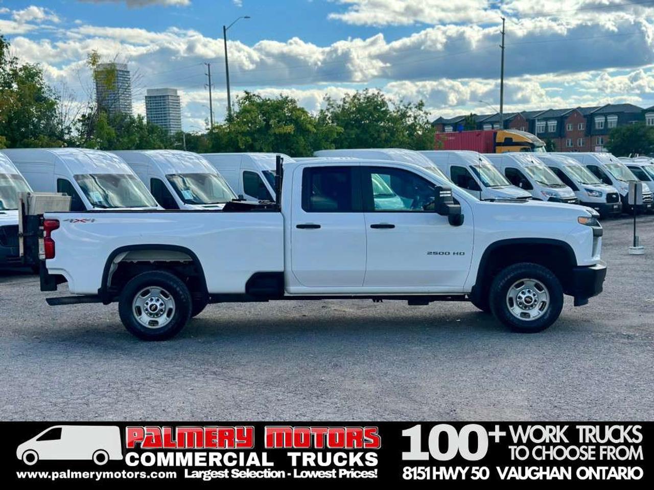 2022 Chevrolet SILVERADO 2500HD Double Cab 4X4 8FT Box + Tailgate Photo
